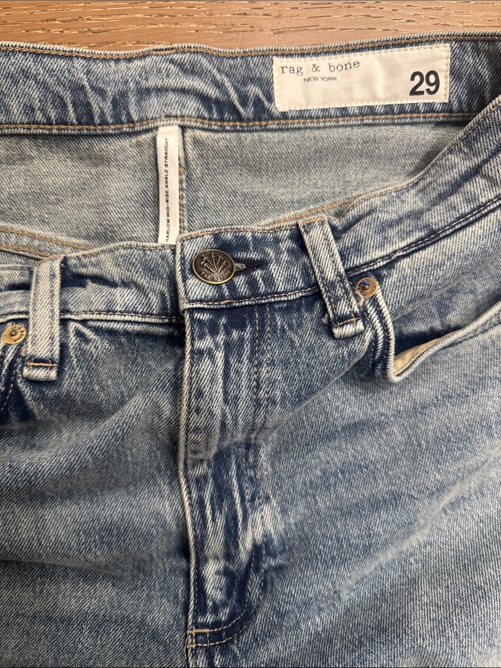 Rag & Bone The Harlow Mid-Rise Ankle Straight Jeans 29 NWT Light Wash - Picture 4 of 8